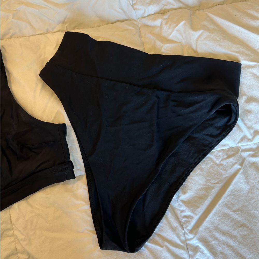Aerie Bralette and High-Waist Bikini Set - Picture 3 of 5